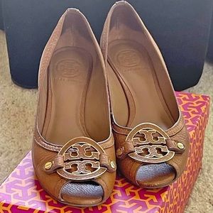 🥂Tory Burch Pumps Size 7.5M🥂